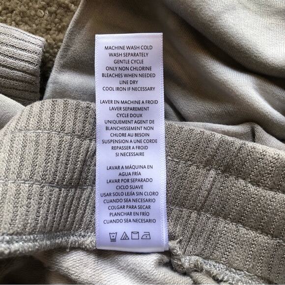 Splendid NWT Women’s Journey Ribbed Trim Knit Jogger Pants Smoky Gray Tie Dye XL - Picture 9 of 11